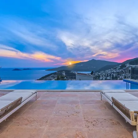 Kalkan 5 Bedroom Villa - 1585